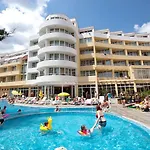 Хотел Sun Palace *