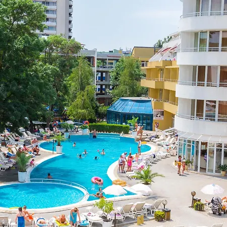 Хотел Sun Palace *