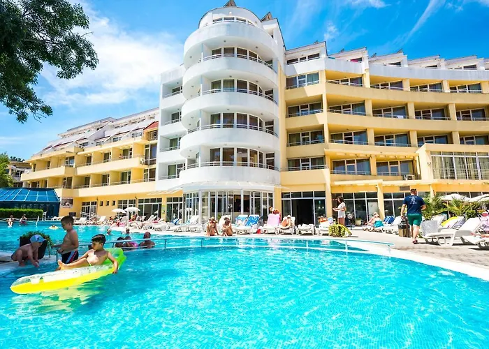 Sun Palace Готель