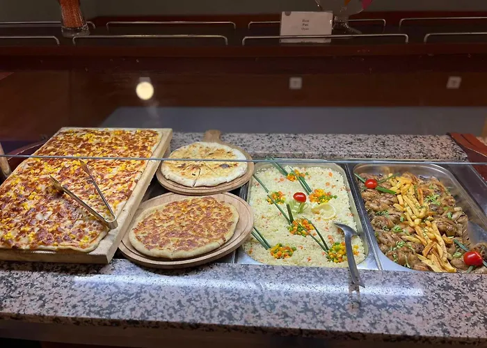 Готель Sun Palace *